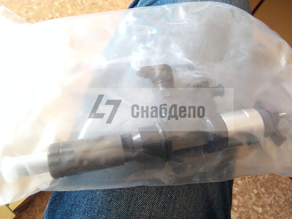 Форсунка Denso 095000-8901